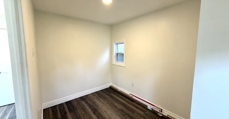 21 Locke Street South, Hamilton, ON, L8P 3Z9 - 4