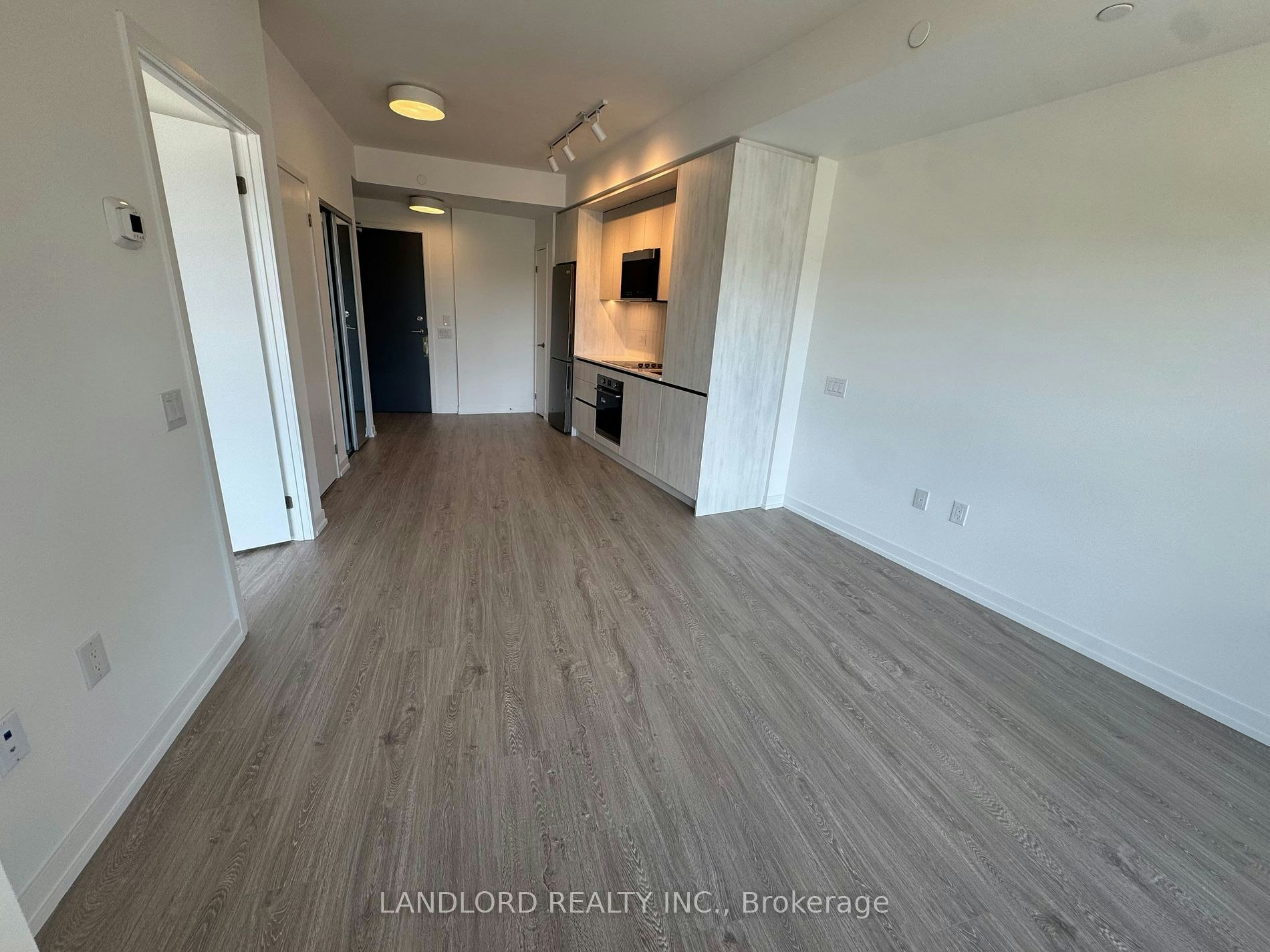 Suite 321-2485 Eglinton Avenue West, Mississauga, ON, L5M 2T1 - 8