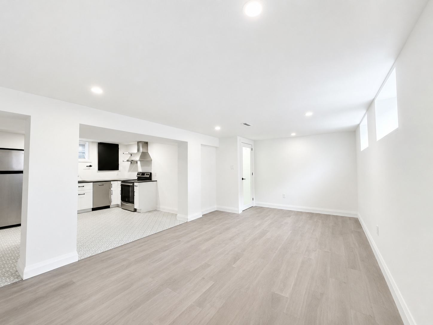 908 Fennell Avenue East, Hamilton, ON, L8V 1W6 - 5