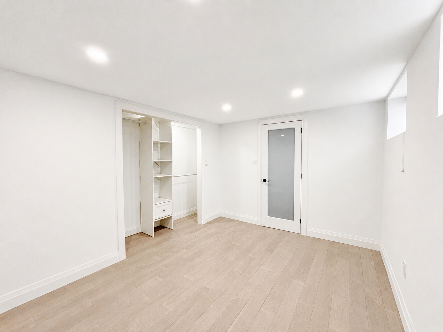 908 Fennell Avenue East, Hamilton, ON, L8V 1W6 - 8