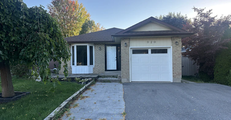 920 Southgate Drive, Oshawa, ON, L1H 7Z9