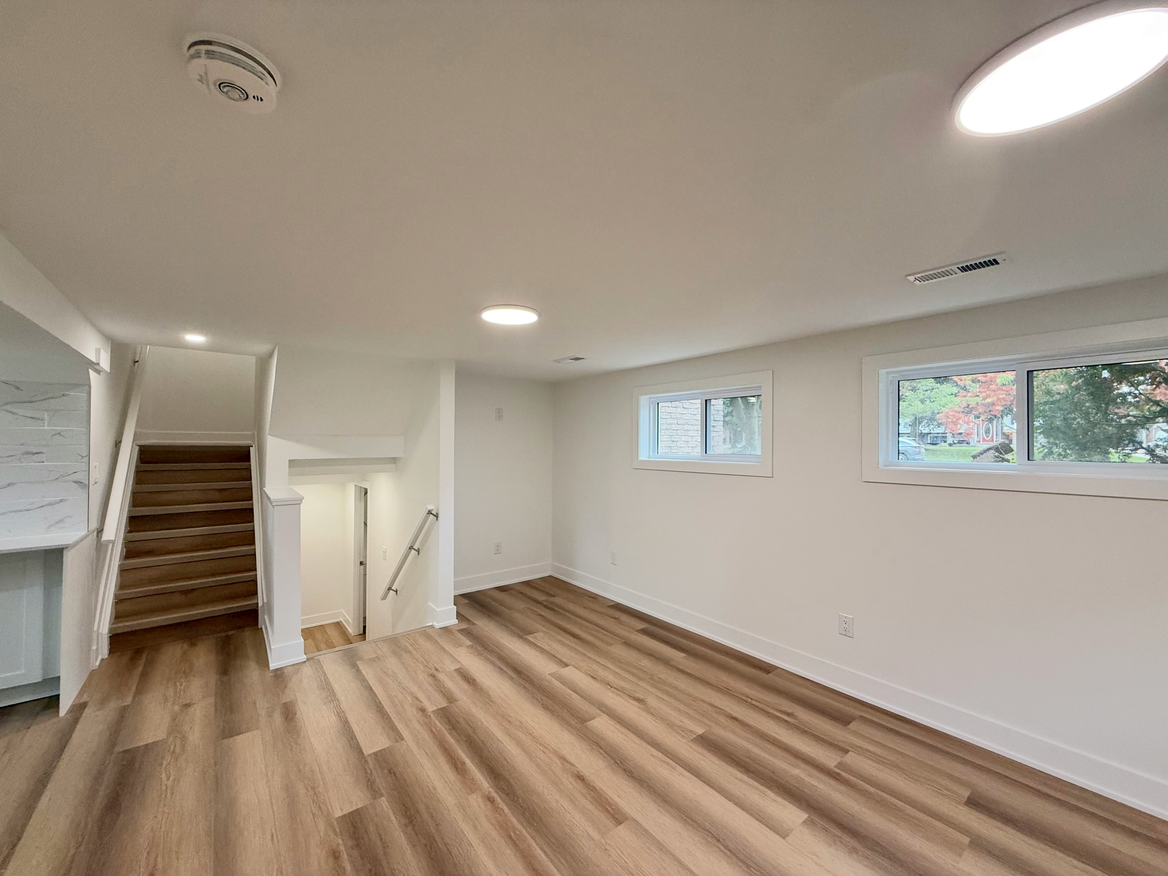 47 Sherwood Forest Trail, Welland, ON, L3C 5X7 - 8