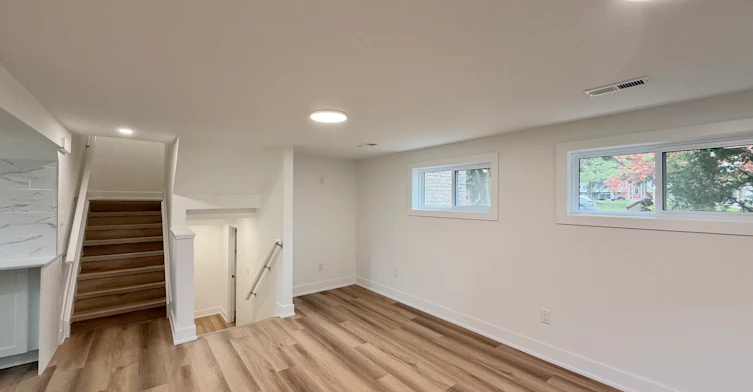 47 Sherwood Forest Trail, Welland, ON, L3C 5X7 - 8