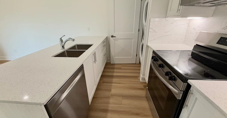 47 Sherwood Forest Trail, Welland, ON, L3C 5X7 - 18