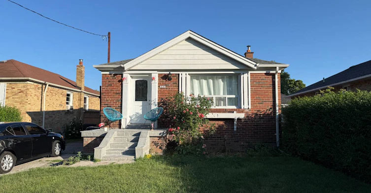 BSMT-220 Ellington Drive, Toronto, ON, M1R 3Y4 - 12