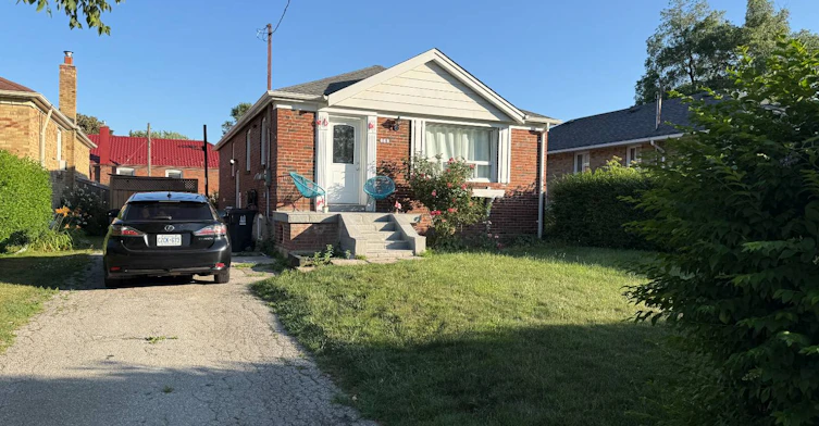 BSMT-220 Ellington Drive, Toronto, ON, M1R 3Y4 - 13
