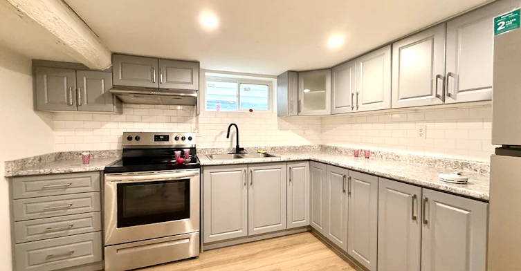 43 Wanda Road, St. Catharines, ON, L2T 1S7 - 2
