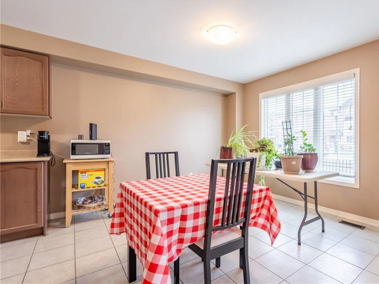 104 Burke Street, Hamilton, ON, L8B 0R5 - 5
