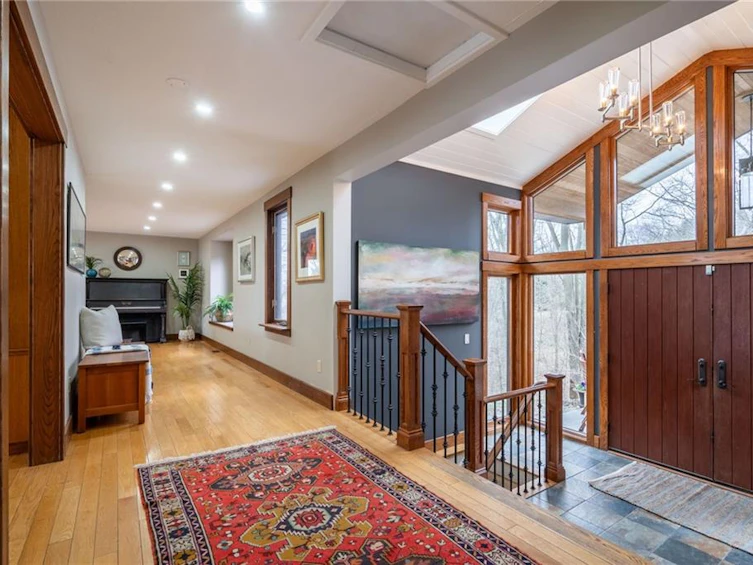 152 Weirs Lane, Hamilton, ON, L9H 5E3 - 7
