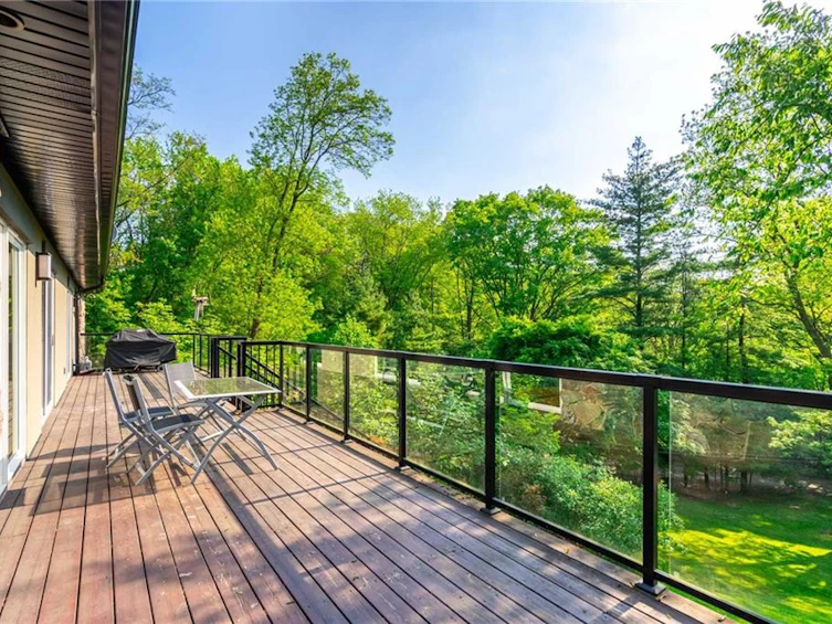 152 Weirs Lane, Hamilton, ON, L9H 5E3 - 19
