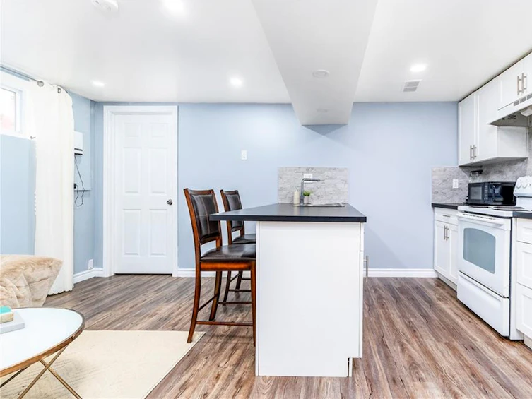 28 East 23rd Street EAST, Hamilton, ON, L8V 2W6 - 4