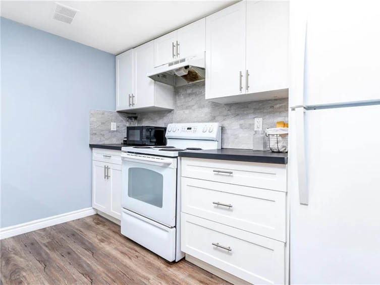 28 East 23rd Street EAST, Hamilton, ON, L8V 2W6 - 6