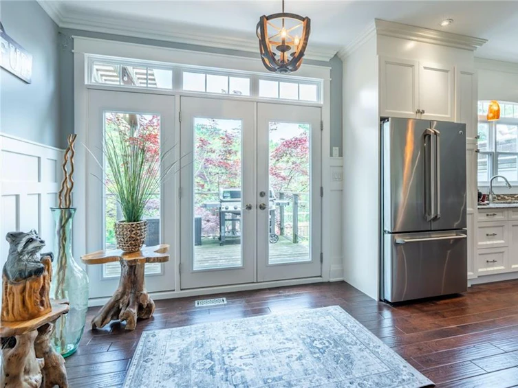 381 Woodworth Court, Hamilton, ON, L9G 2N2 - 9