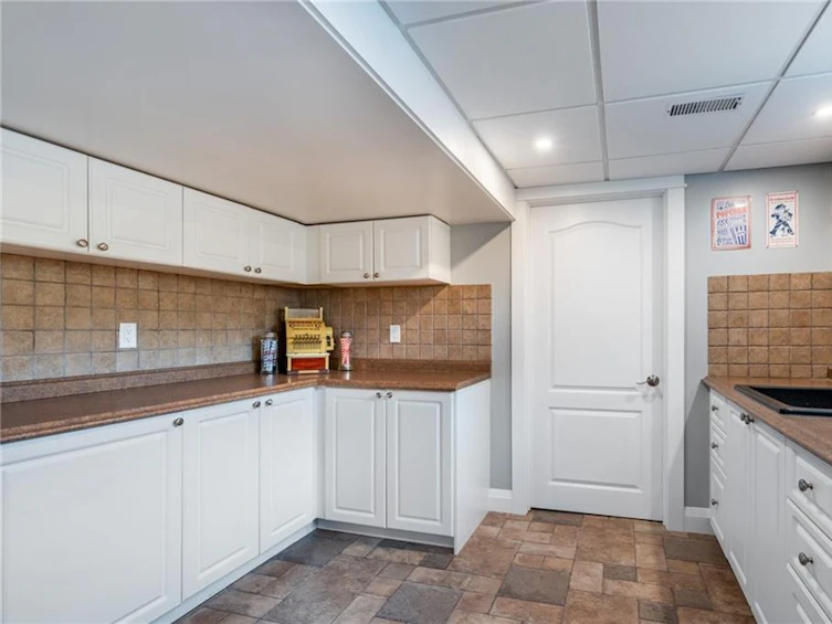 381 Woodworth Court, Hamilton, ON, L9G 2N2 - 36