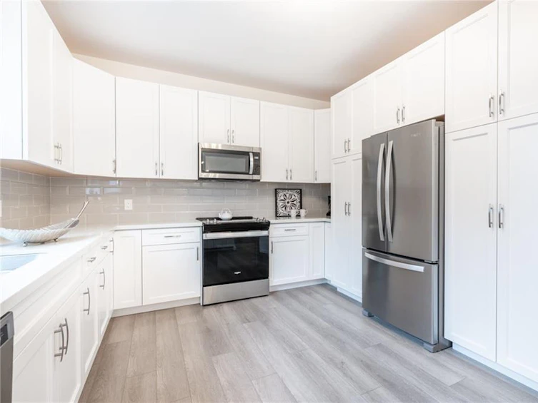45 Great Falls Boulevard, Hamilton, ON, L8B 1X8 - 12