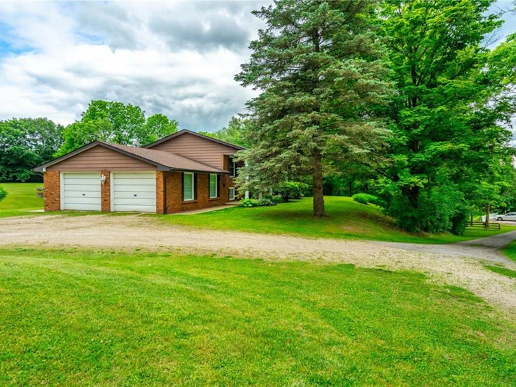 8765 Sixth Line Nassagaweya, Milton, ON, L9T 7L9 - 2