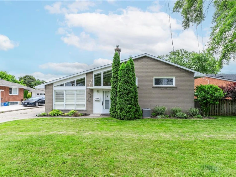 3500 Callan Street, Niagara Falls, ON, L2G 6K9 - 2