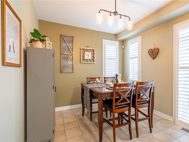 81 Segwun Road, Hamilton, ON, L8B 0J9 - 16