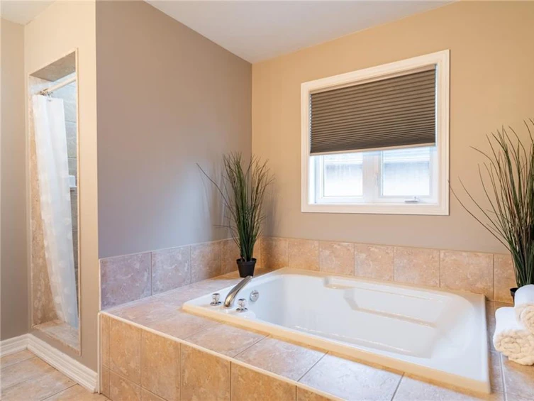 81 Segwun Road, Hamilton, ON, L8B 0J9 - 24