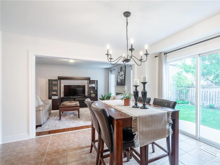 2167 Coldwater Street, Burlington, ON, L7L 7K5 - 10