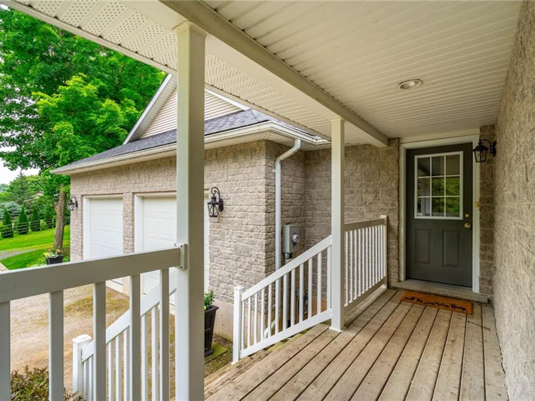 864 6th Concession Road W, Hamilton, ON, L8B 1M9 - 4