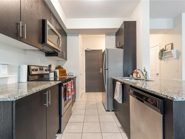 209-2370 Khalsa Gate, Oakville, ON, L6M 1P5 - 5