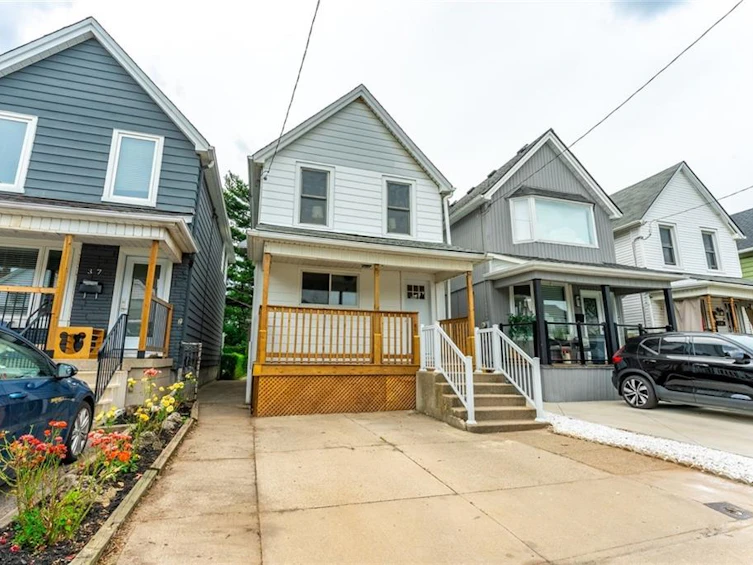 39 Glendale Avenue N, Hamilton, ON, L8L 7J5