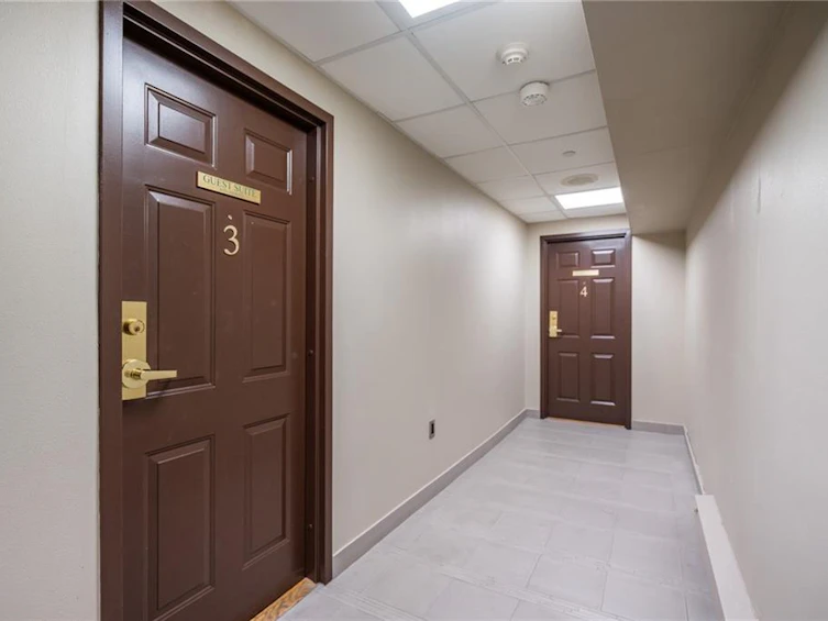 1403-1270 Maple Crossing Boulevard, Burlington, ON, L7S 2J3 - 34