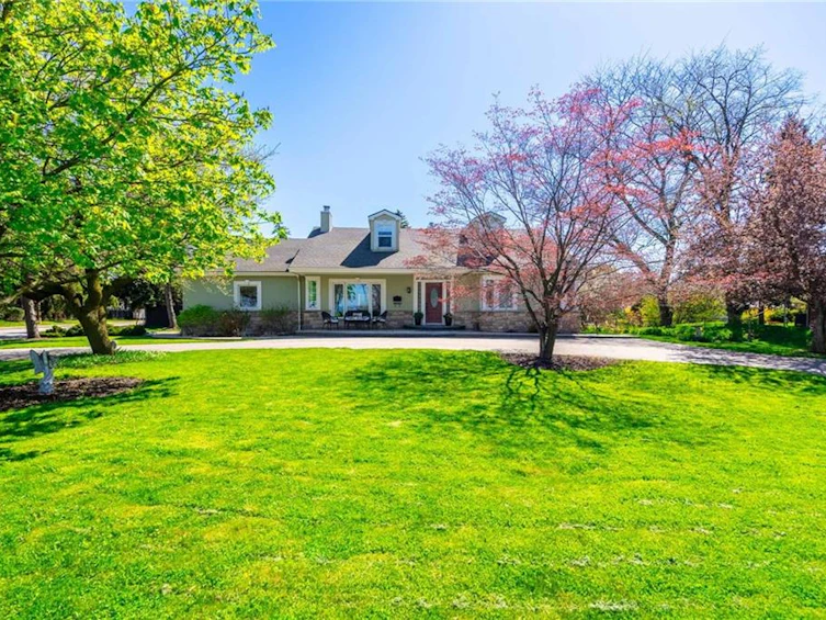 46 Mountain Brow Boulevard, Hamilton, ON, L8T 1A3