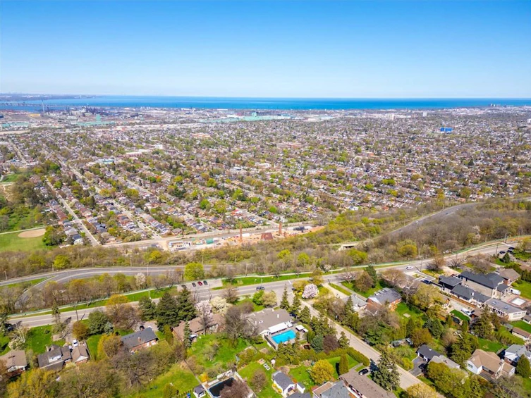 46 Mountain Brow Boulevard, Hamilton, ON, L8T 1A3 - 50