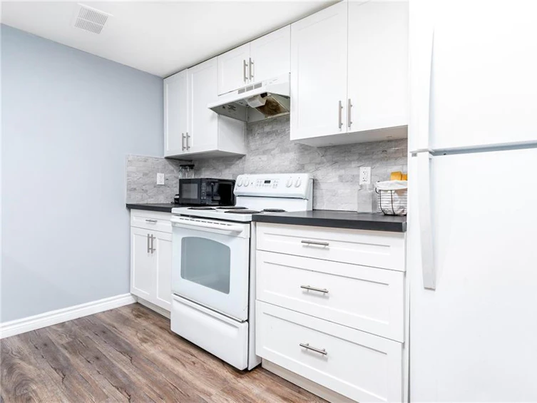 28 East 23rd Street East, Hamilton, ON, L8V 2W6 - 17