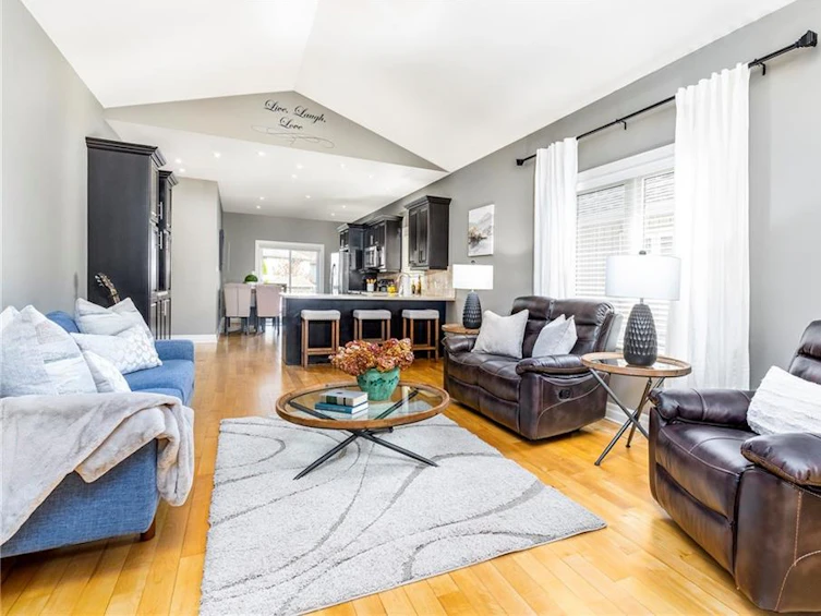 88 Tuliptree Road, Thorold, ON, L2V 0A5 - 4