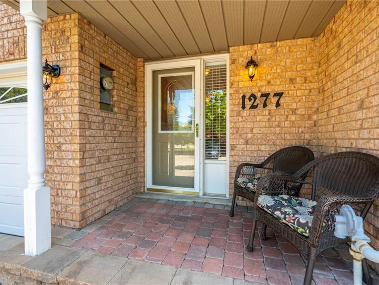 1277 Walker's Line, Burlington, ON, L7M 4N8 - 4