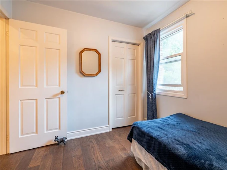 23 Raglan Street, Hamilton, ON, L0R 2H6 - 24