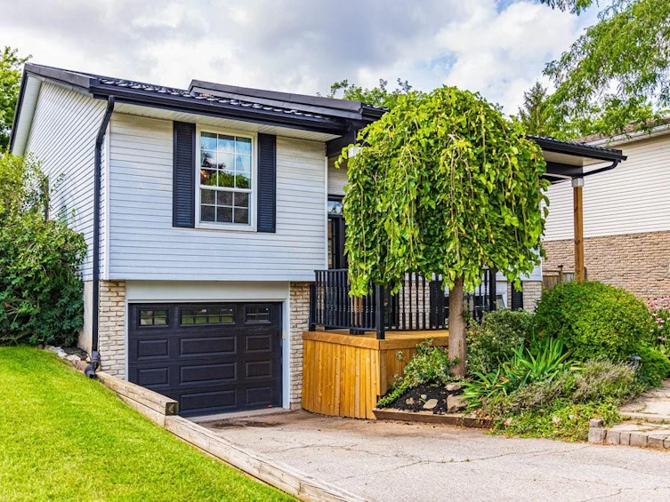 2357 Gillingham Drive, Burlington, ON, L7P 3Z5 - 2