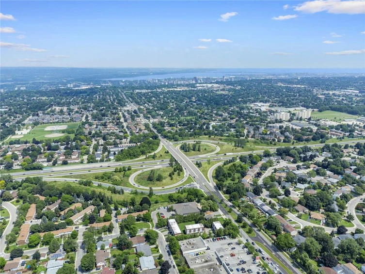 598 Brigadoon Drive, Hamilton, ON, L9C 6E7 - 27