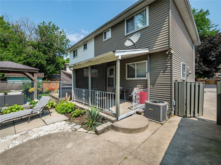598 Brigadoon Drive, Hamilton, ON, L9C 6E7 - 16