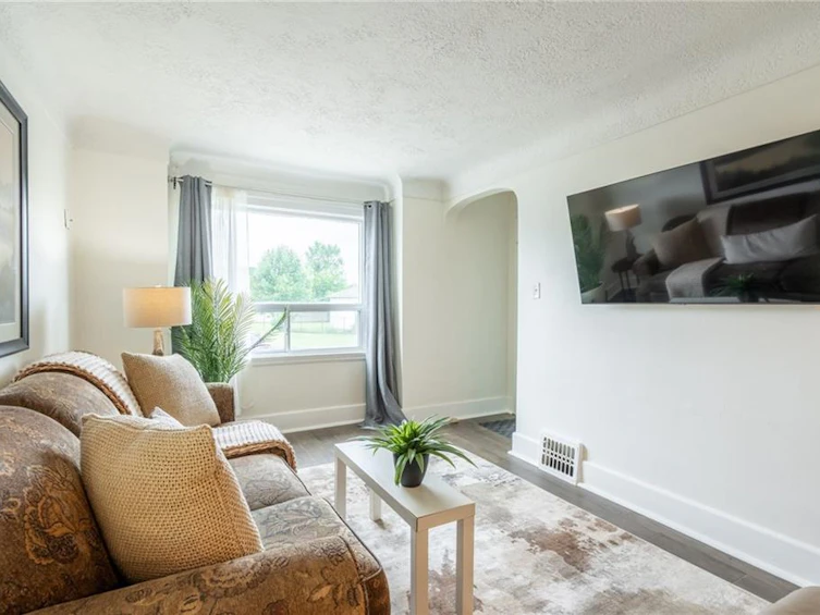 150 Crosthwaite Avenue N, Hamilton, ON, L8H 4V5 - 6