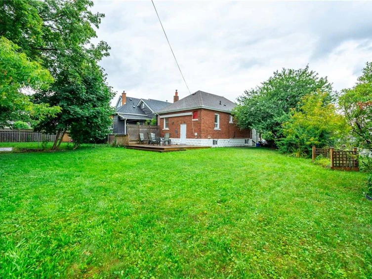 150 Crosthwaite Avenue N, Hamilton, ON, L8H 4V5 - 21