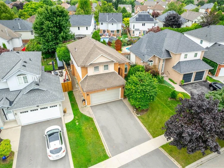 59 Longyear Drive, Hamilton, ON, L8B 0N8 - 2