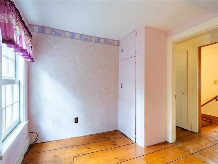 8 Market Street N, Hamilton, ON, L9H 2Y1 - 22