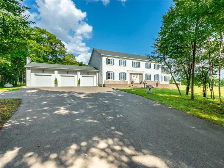 802 Middletown Road, Hamilton, ON, L8B 1P4