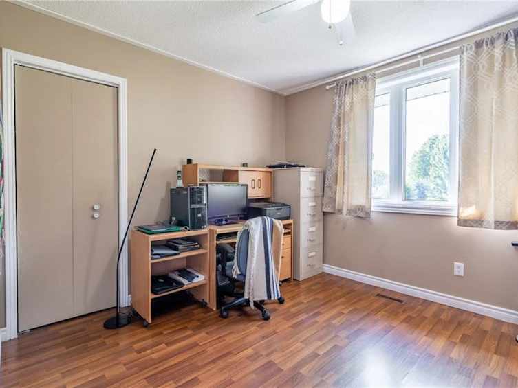 4 Cumminsville Drive, Hamilton, ON, L0R 1V0 - 22