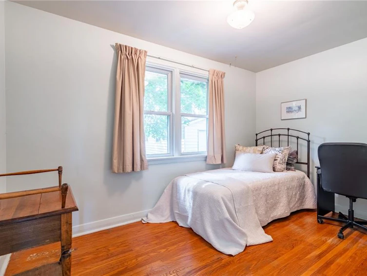 3 Algonquin Avenue, Hamilton, ON, L9H 7K9 - 17