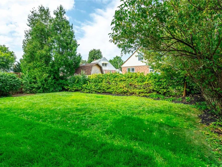 16 Burns Place, Hamilton, ON, L8V 1N7 - 28