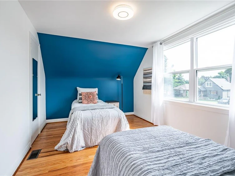 16 Burns Place, Hamilton, ON, L8V 1N7 - 18