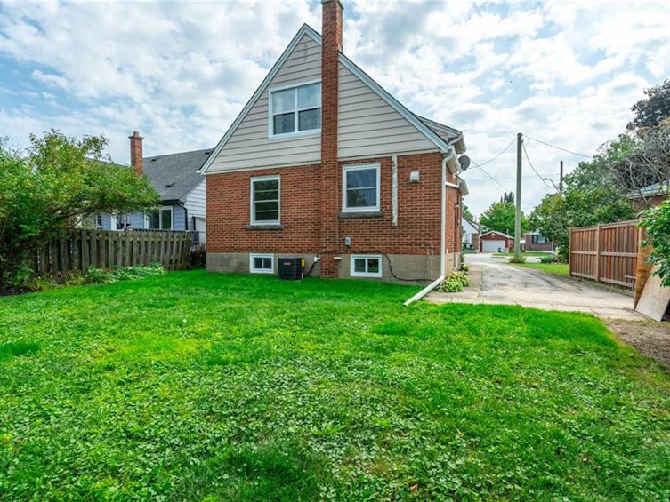 16 Burns Place, Hamilton, ON, L8V 1N7 - 29