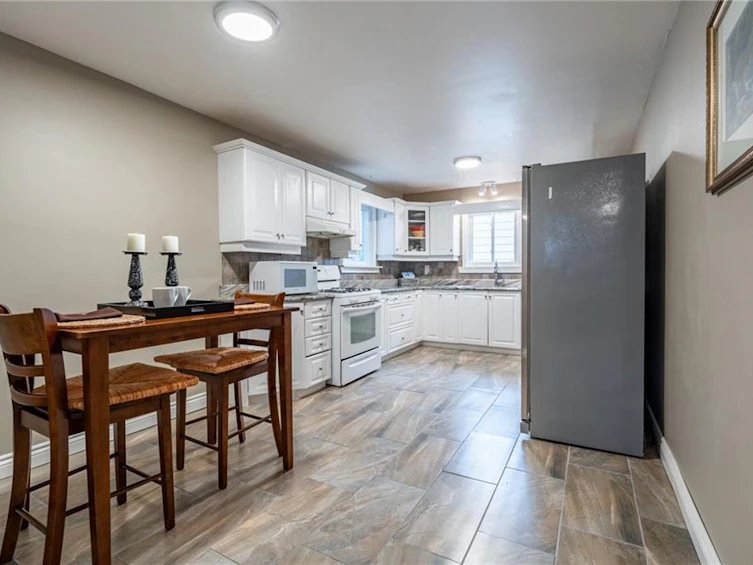 2299 Kirkburn Drive, Burlington, ON, L7P 4E9 - 10