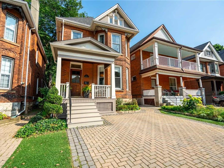 127 Fairleigh Avenue S, Hamilton, ON, L8M 2K4 - 2