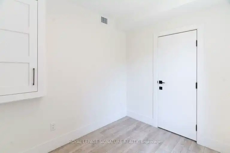 129 Kenilworth Avenue, Toronto, ON, M4L 3S7 - 10
